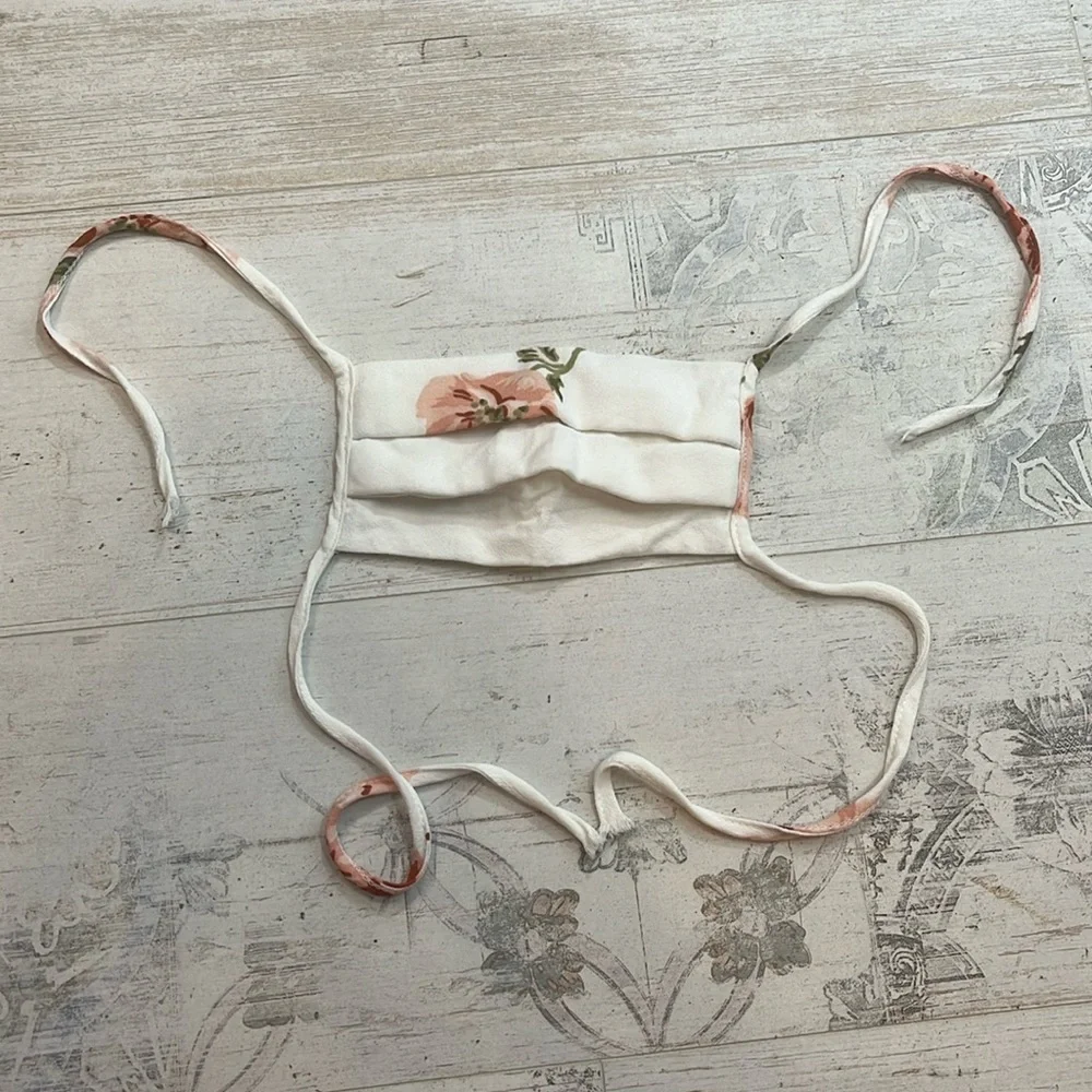 Reformation White Pink Floral Print Face Mask